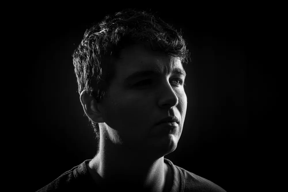 Studio portrait by Jacob Clement, photo 19